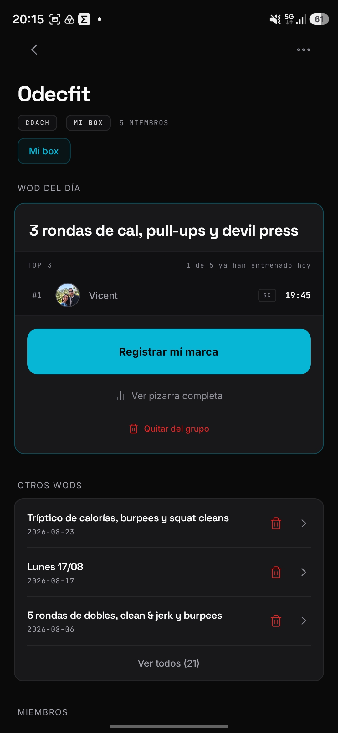 Pantalla de grupo — WOD del día, ranking y resultados de los miembros
